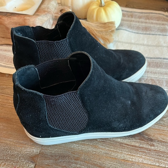 Steve‎ Madden Chelsea Sultan Wedge Sneaker - Picture 1 of 6